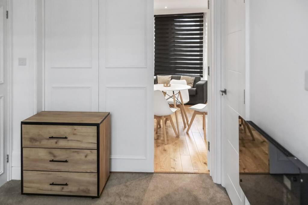 Bright And Spacious 1-Bdr Flat W/ Free Parking Reading Exterior foto